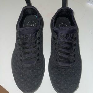 APL Techloom Phantom